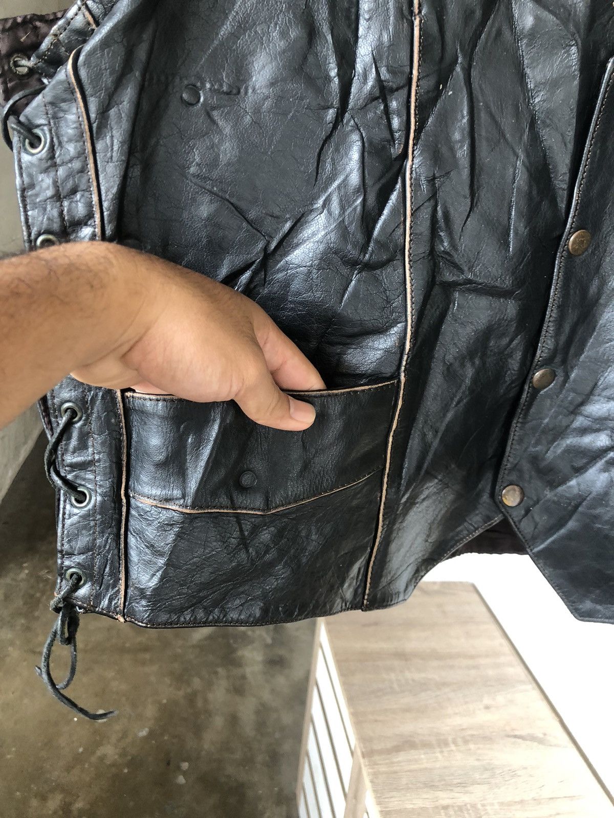 Vintage Vintage Unik Indian Head Leather Vest Like Perfecto Size US XL / EU 56 / 4 - 10 Thumbnail
