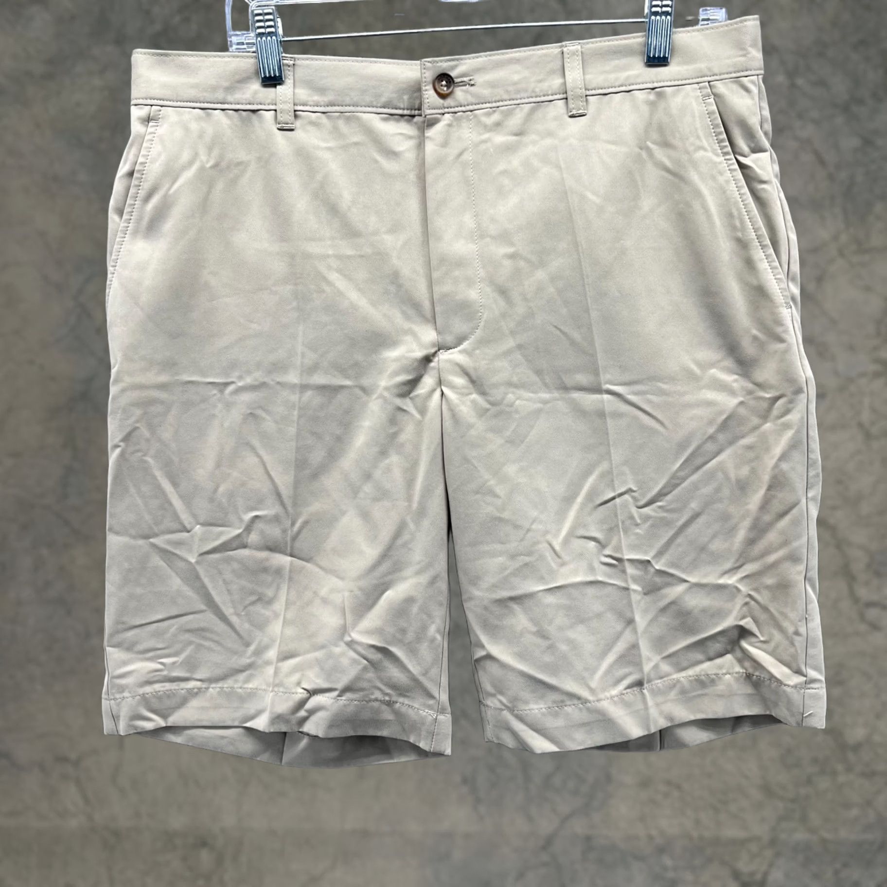 Vintage Greg Norman Shorts Mens 34 Black Pleated Stretch Polyester Blend Chino Casual Workwear Golf 10in Inseam Regular Mens Size US 34 / EU 50 - 1 Thumbnail
