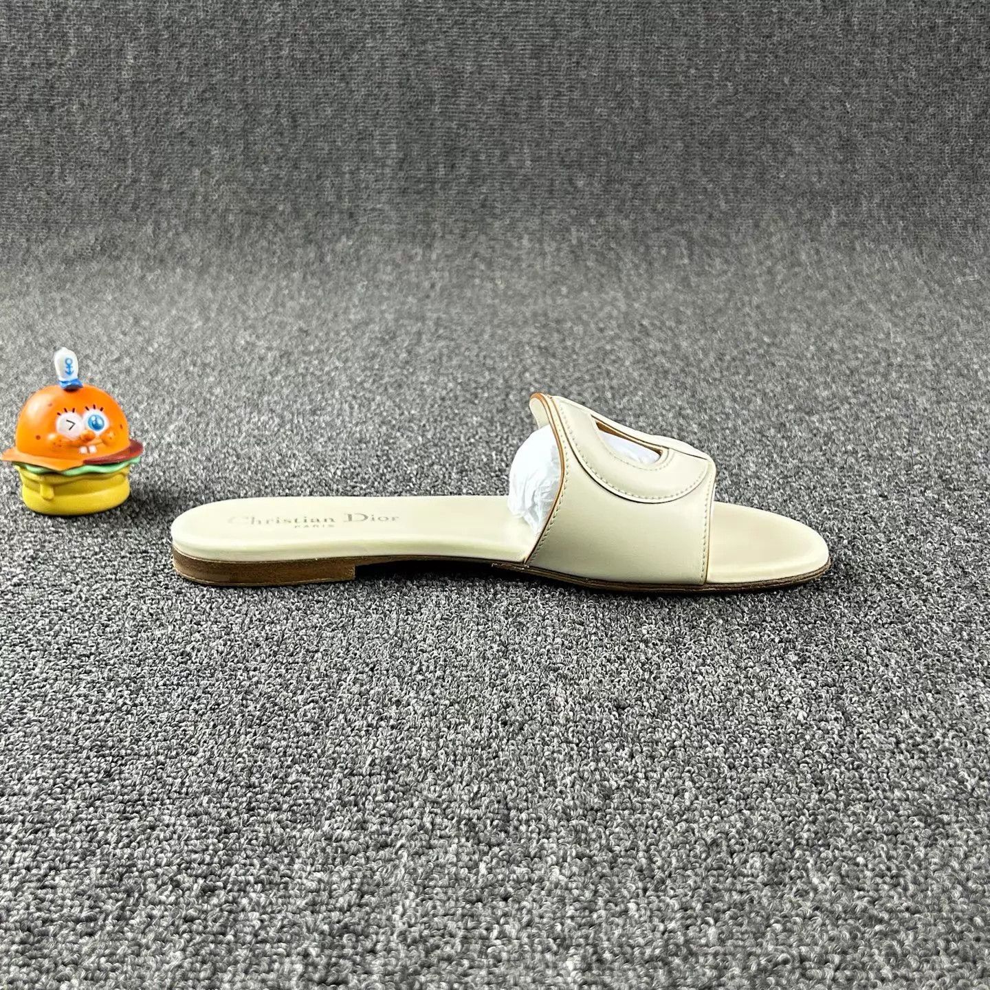 Dior Dior Pig Nose Slippers Cream EUR 37 Size US 6.5 / IT 36.5 - 4 Thumbnail