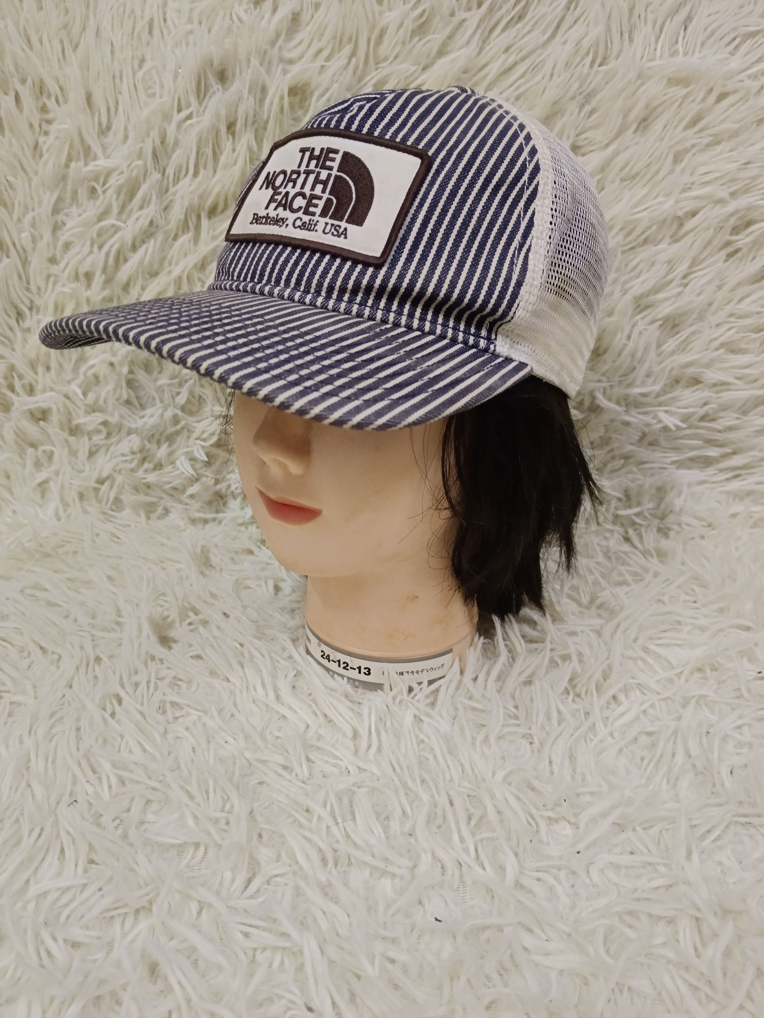 The North Face TNF DENIM HICKORY TRUCKER HAT Size ONE SIZE - 1 Thumbnail