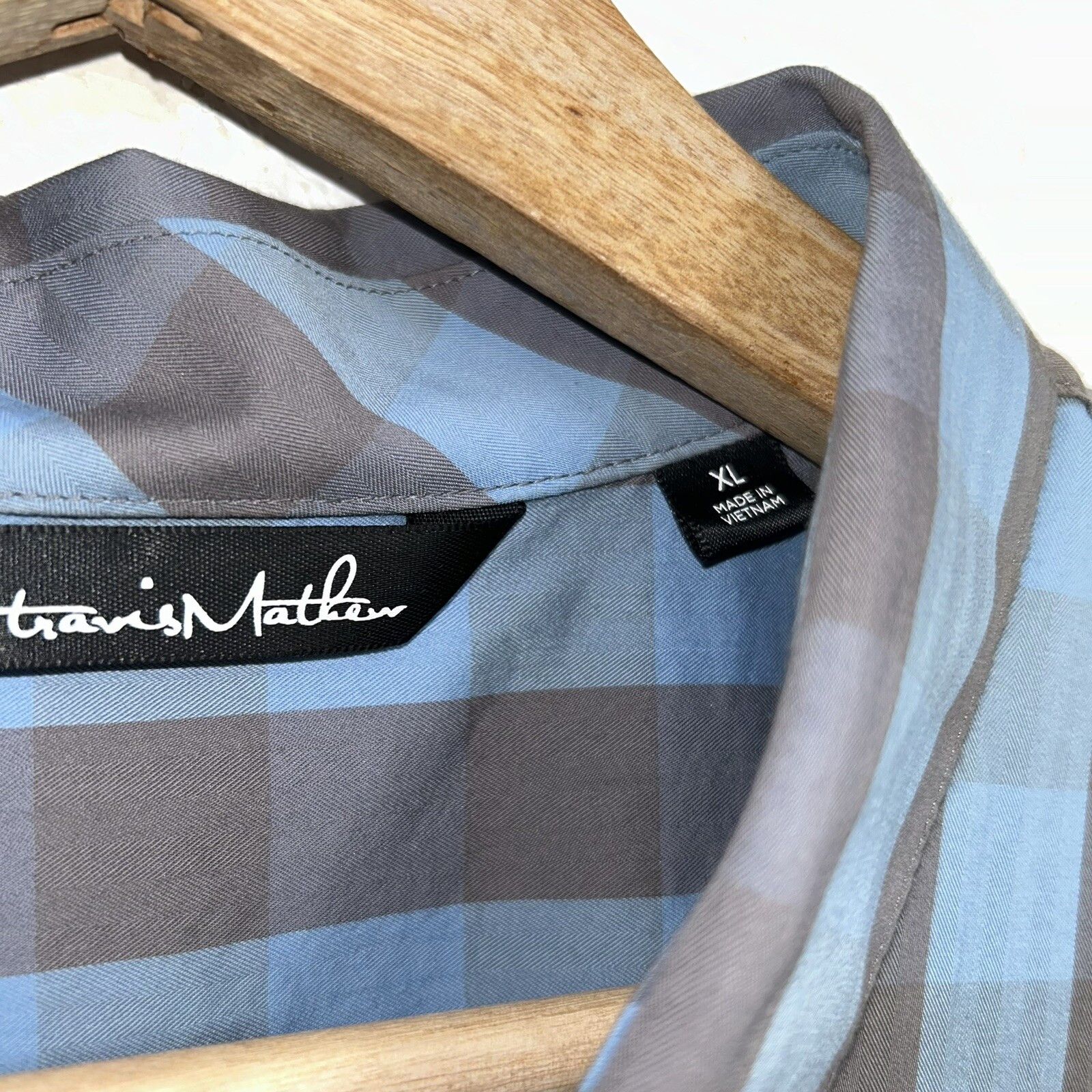 Other Travis Matthew button up plaid tshit Size US XL / EU 56 / 4 - 4 Thumbnail