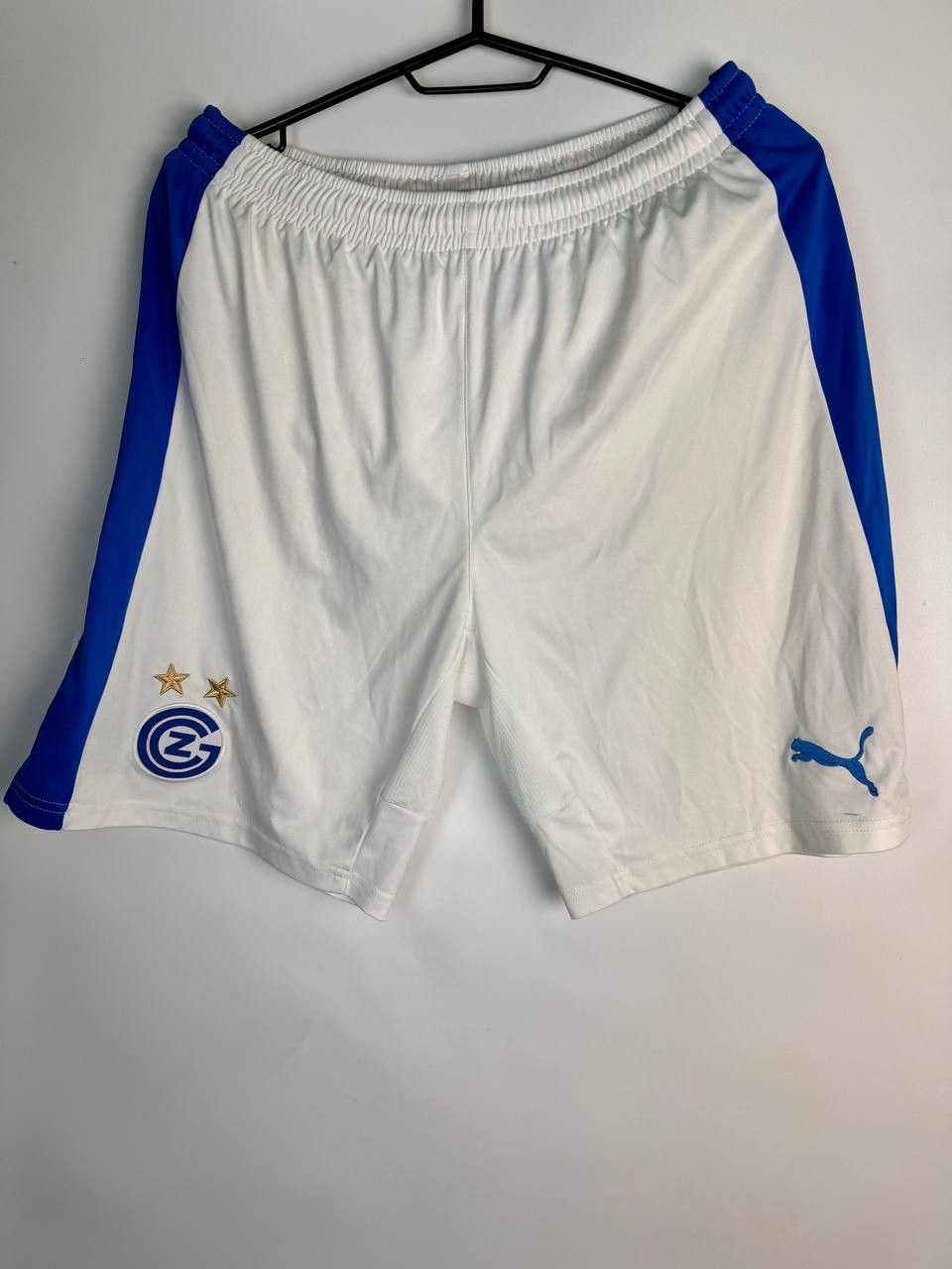 Puma Vintage Puma Grasshopper Zurich Soccer Shorts Rare Sz M Size US 30 / EU 46 - 1 Thumbnail
