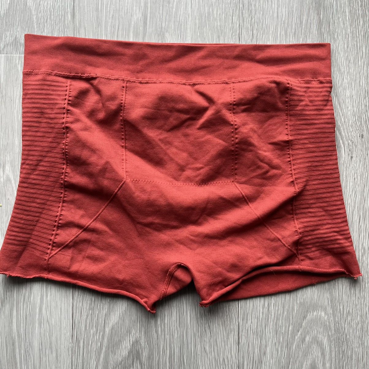 Rick Owens Rick Owens Getheamane FW24 Carnelian Gym Shorts Size 32" / US 10 / IT 46 - 1 Thumbnail