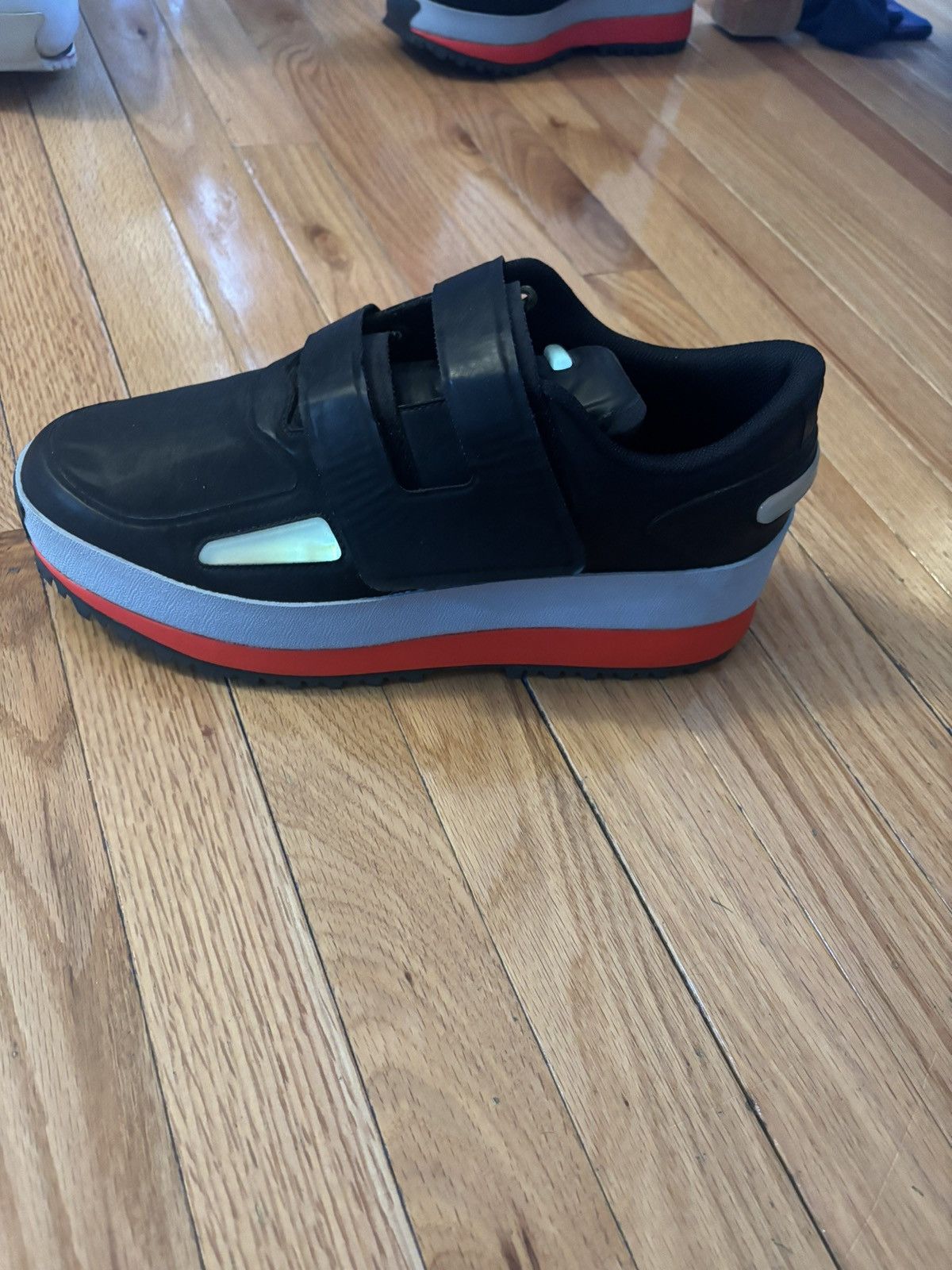 image of Adidas Aw2014 Sample Light Up Sneakers in Black, Men's (Size 11)