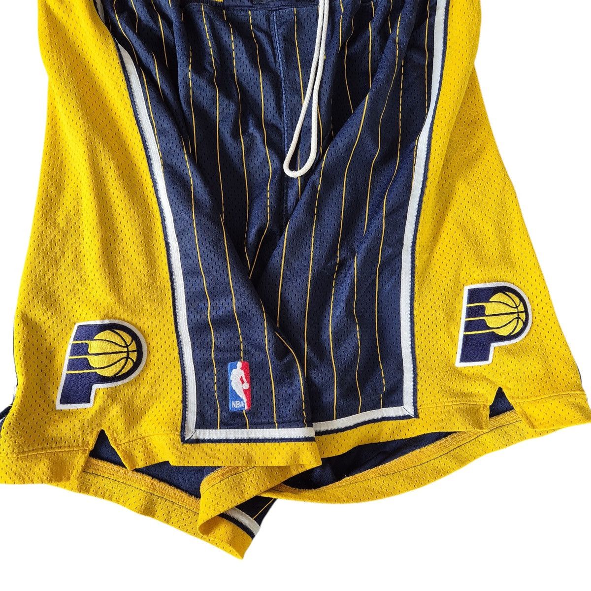 NBA × Puma × Vintage Vintage nba indiana pacers shorts Size US 34 / EU 50 - 5 Thumbnail