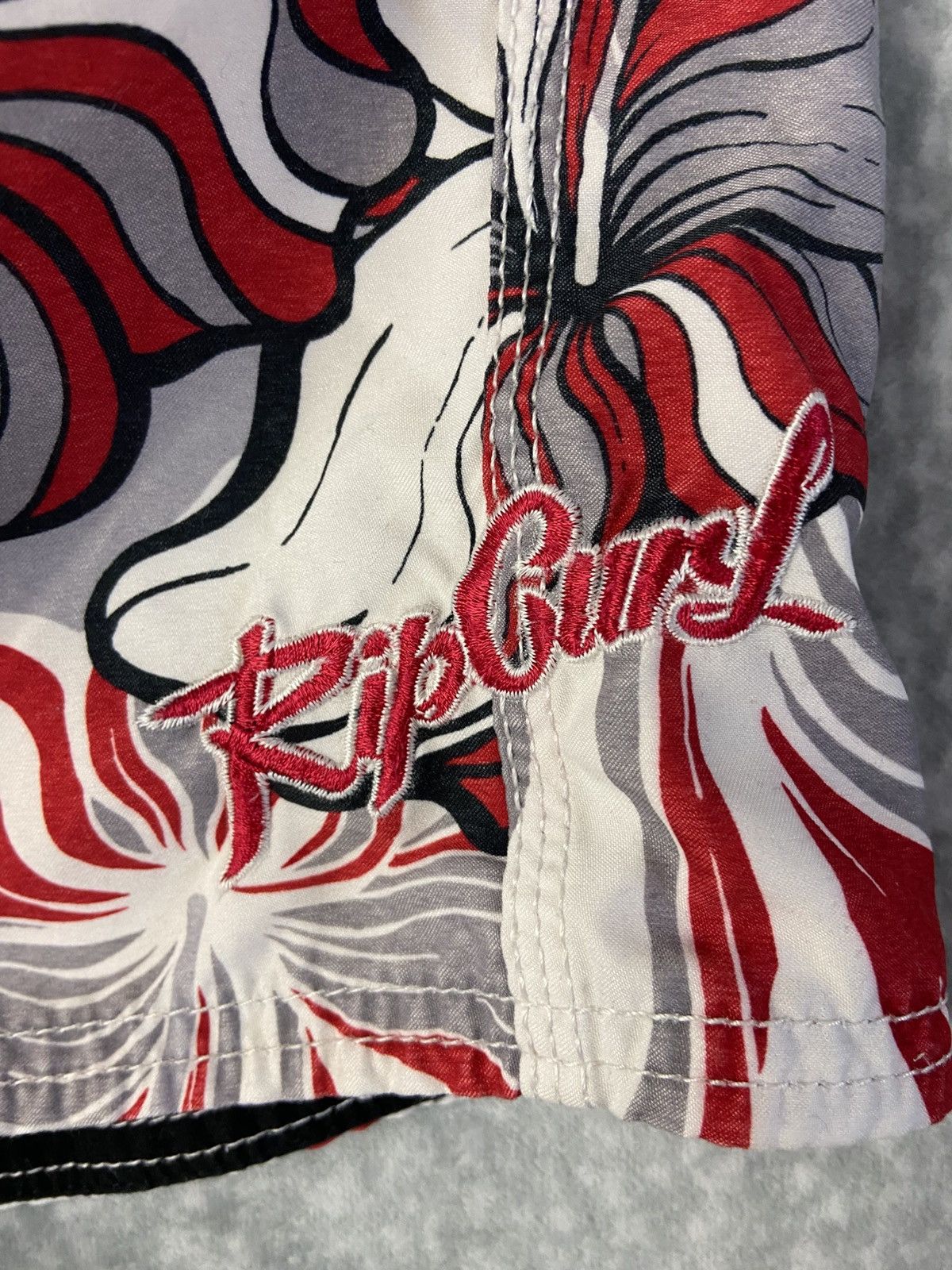 Rip Curl Rip Curl Hawaiin Board Shorts Size US 30 / EU 46 - 2 Thumbnail