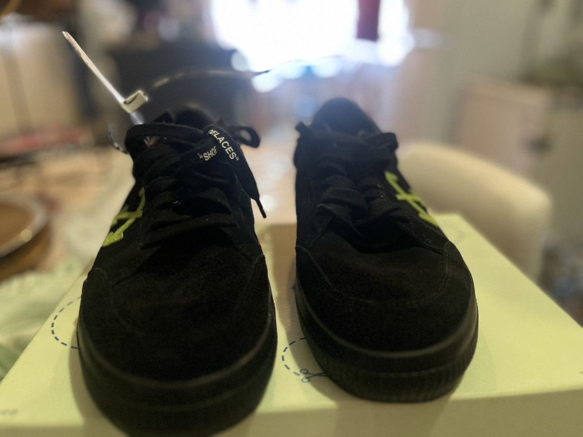 Off-White OFF-WHITE Vulc Low Black/Green SS21 Size US 10 / EU 43 - 5 Thumbnail
