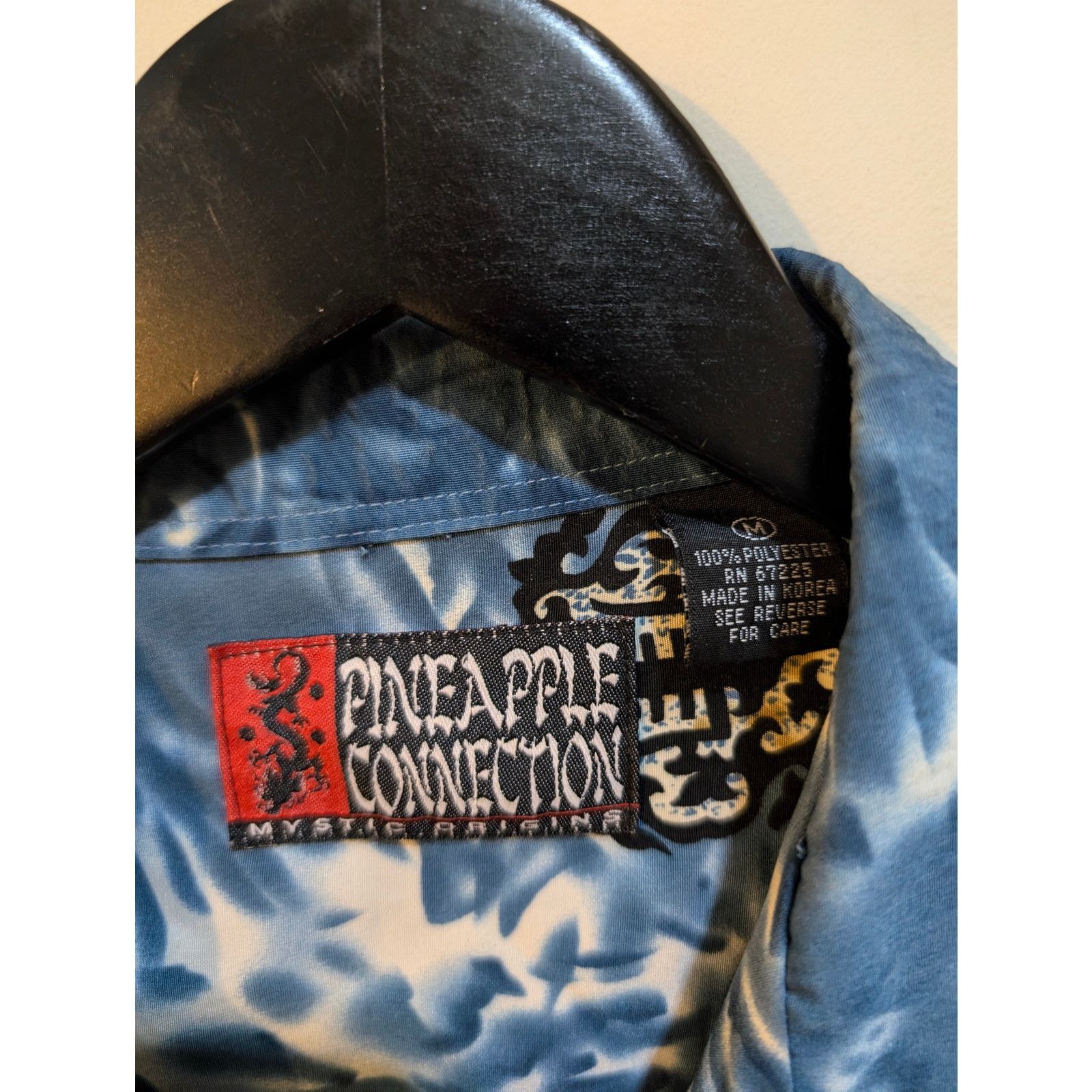 Pineapple Connection Vintage Pineapple Connection Mythic Origins Dragon 90s Sz M Size US M / EU 48-50 / 2 - 2 Thumbnail