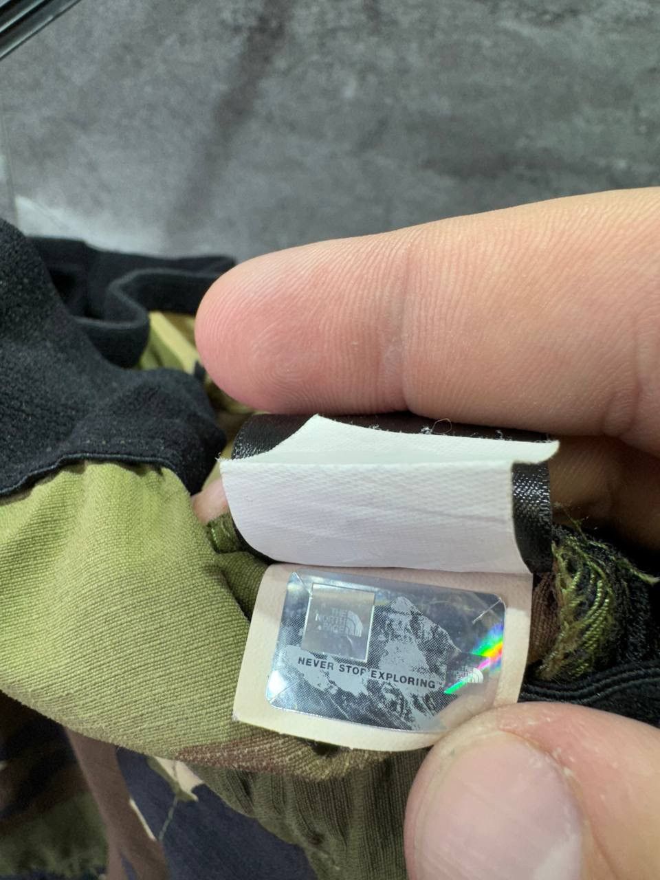 The North Face The North Face Cargo Nylon Camo Shorts Size US 34 / EU 50 - 13 Thumbnail