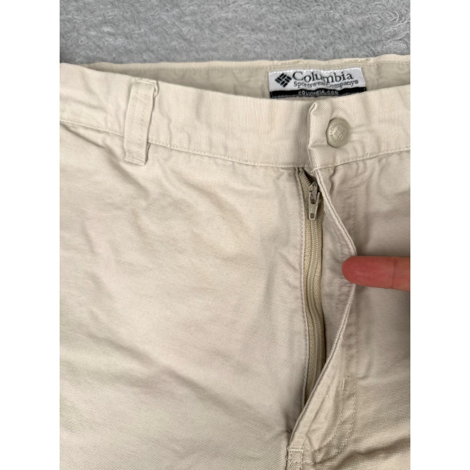 Vintage Columbia Men’s Shorts Chino 34 Beige 100% Cotton Duck Hiking Casual 34x10 Mens Size US 34 / EU 50 - 6 Thumbnail