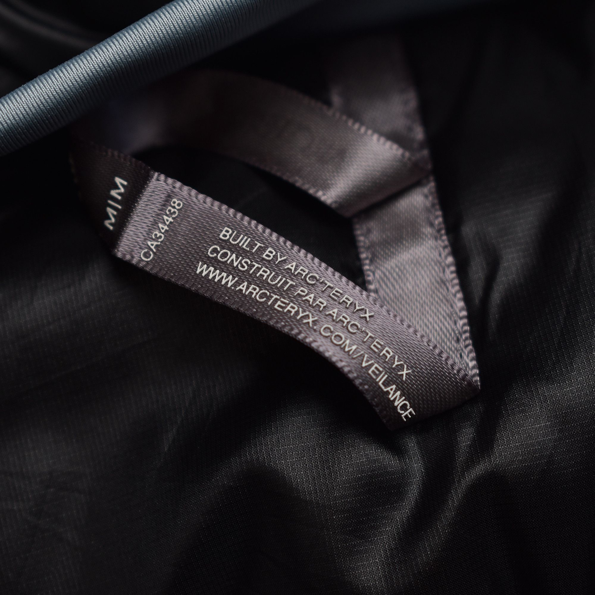 Veilance *RARE/SAMPLE* VEILANCE ARC'TERYX DECON INSULATED JACKET Size US M / EU 48-50 / 2 - 4 Thumbnail