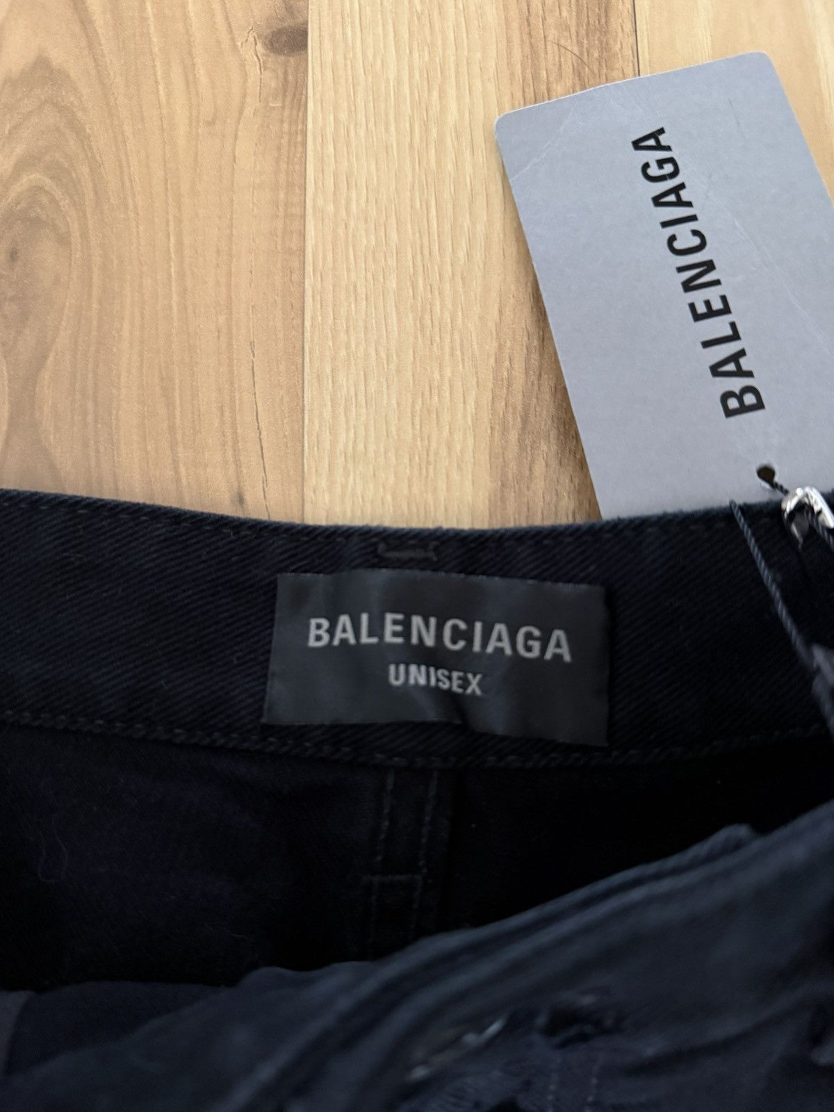 Balenciaga Balenciaga denim shorts distressed Size US 34 / EU 50 - 3 Thumbnail