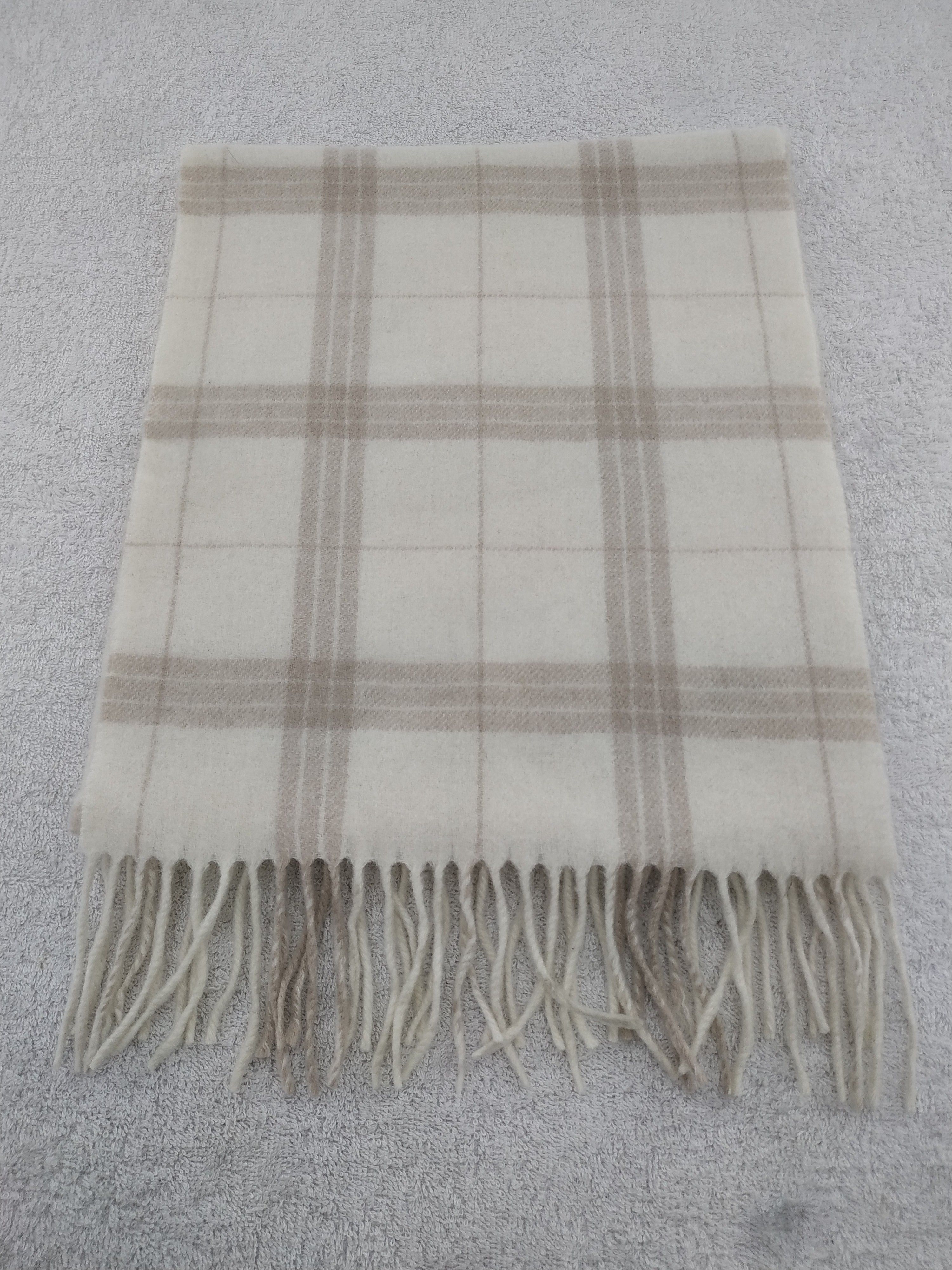 Vintage Luciano Soprani Scarf/Muffler/Neckwear MF162