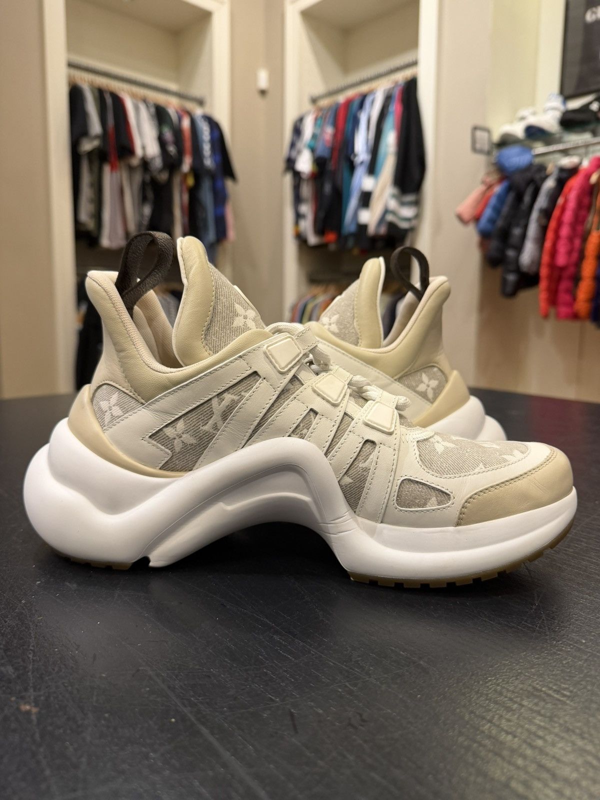 Louis Vuitton Louis Vuitton Archlight Trainer - Monogram/White Size US 7.5 / IT 37.5 - 4 Thumbnail