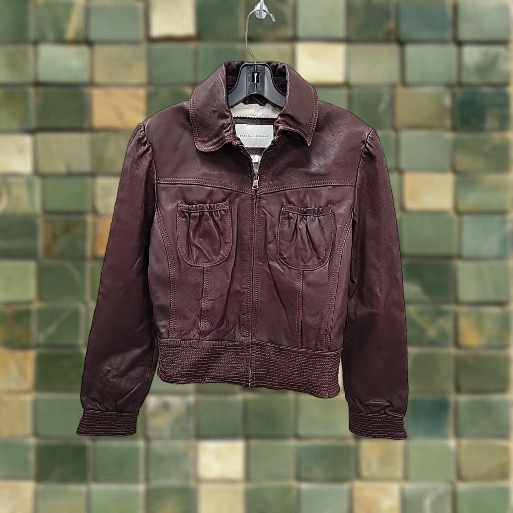 Banana Republic Banana Republic Leather Jacket Women's M Brown Jacket Motorcycle Ladies Regular Zip Short Brown Distressed Leather 18 Chest 20 Length Travel Vintage? Size M / US 6-8 / IT 42-44 - 1 Thumbnail