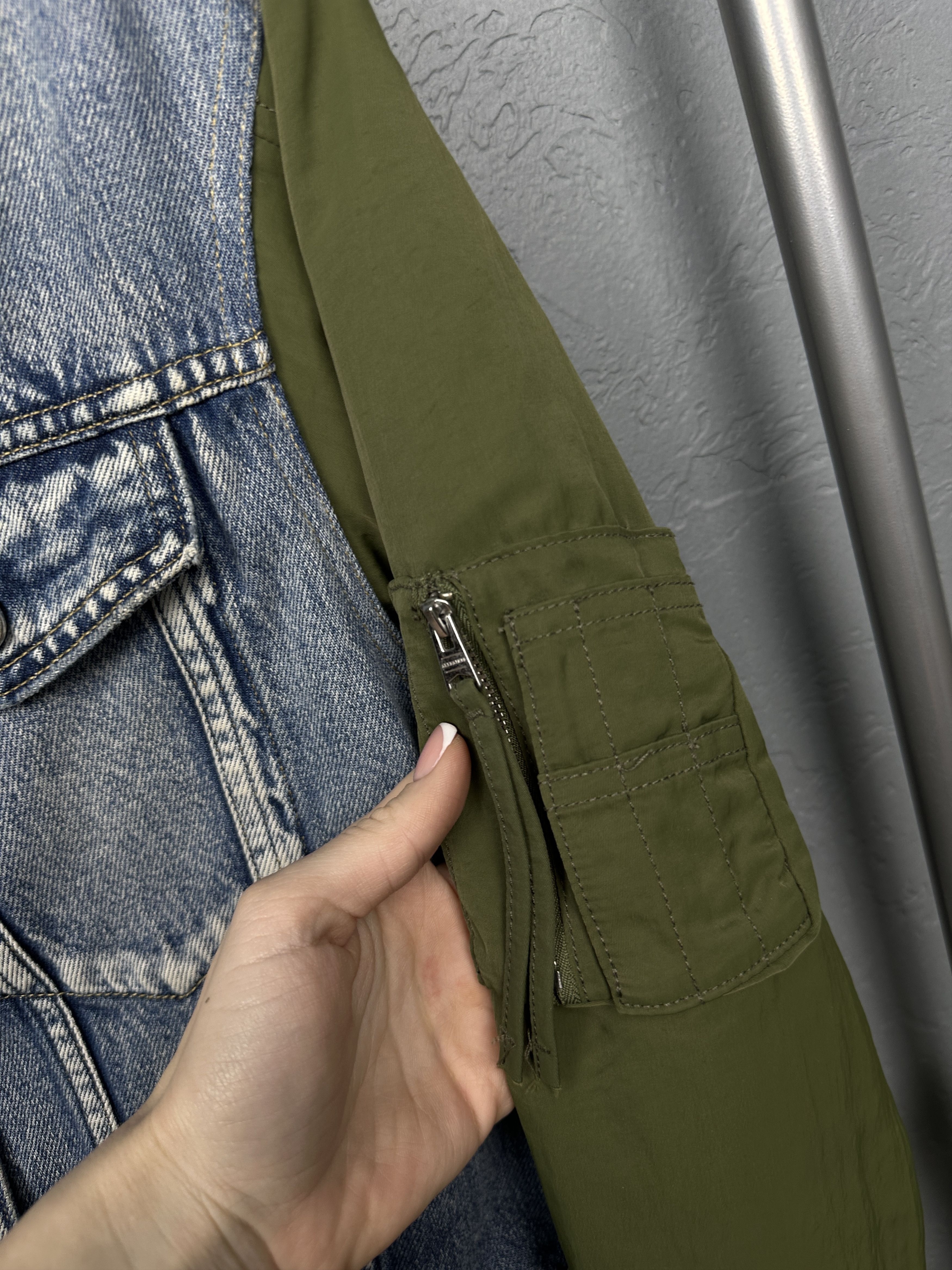Allsaints Allsaints Womens Frankie Denim-Nylon Bomber Jacket Size XS / US 0-2 / IT 36-38 - 4 Thumbnail