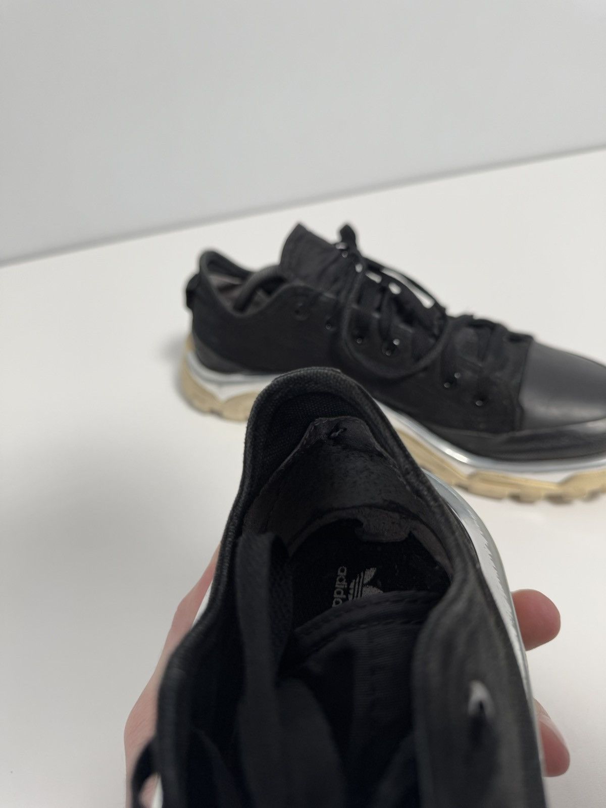Adidas × Raf Simons Adidas X Raf Simons Rare Black Detroit Runner Low Top Size US 8 / EU 41 - 20 Thumbnail