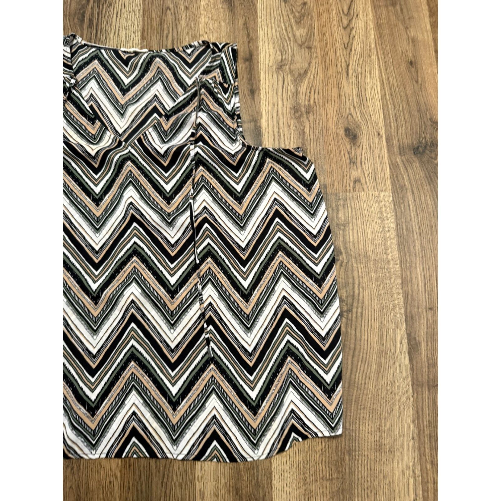 Vintage Maurices Tank Top Women's XL Black Green White Tan Herringbone Print Tank (Regular) Ladies Shirt Casual Summer Spring Fall Size XL / US 12-14 / IT 48-50 - 3 Thumbnail