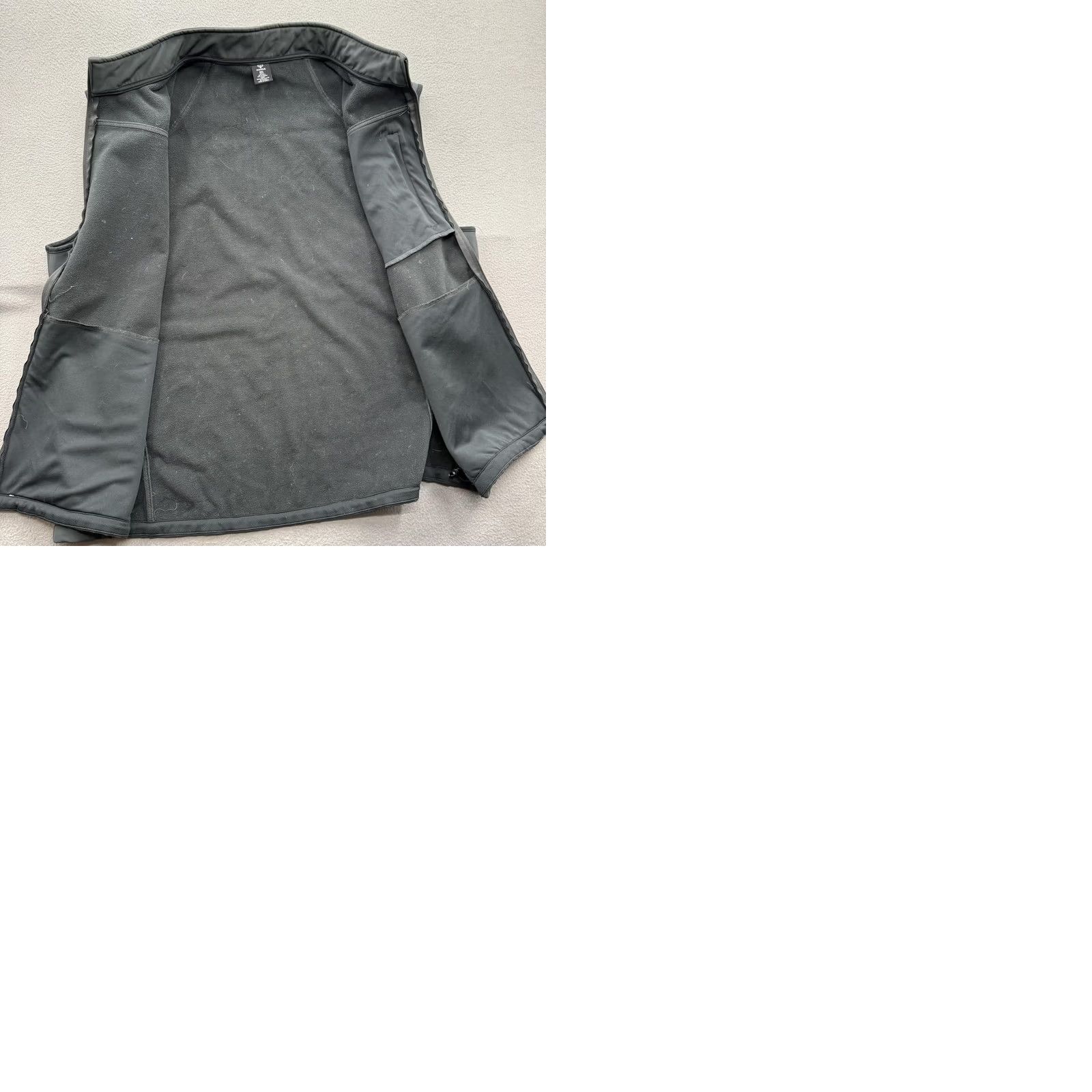 Vintage Kings Mens 3XL Gray Softshell Vest - Outdoor Hiking, Hunting, Workwear Size US XXL / EU 58 / 5 - 9 Thumbnail