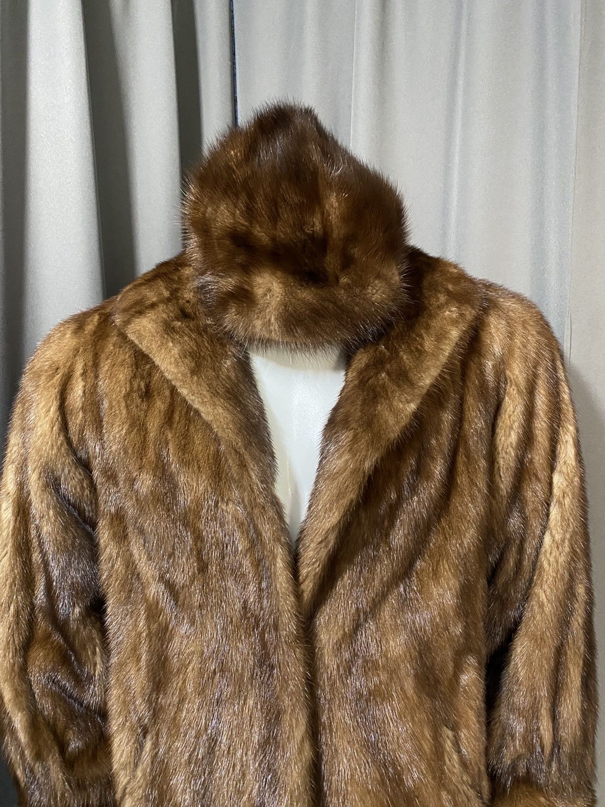 1980s New Universal Fur Mink Fur Coat