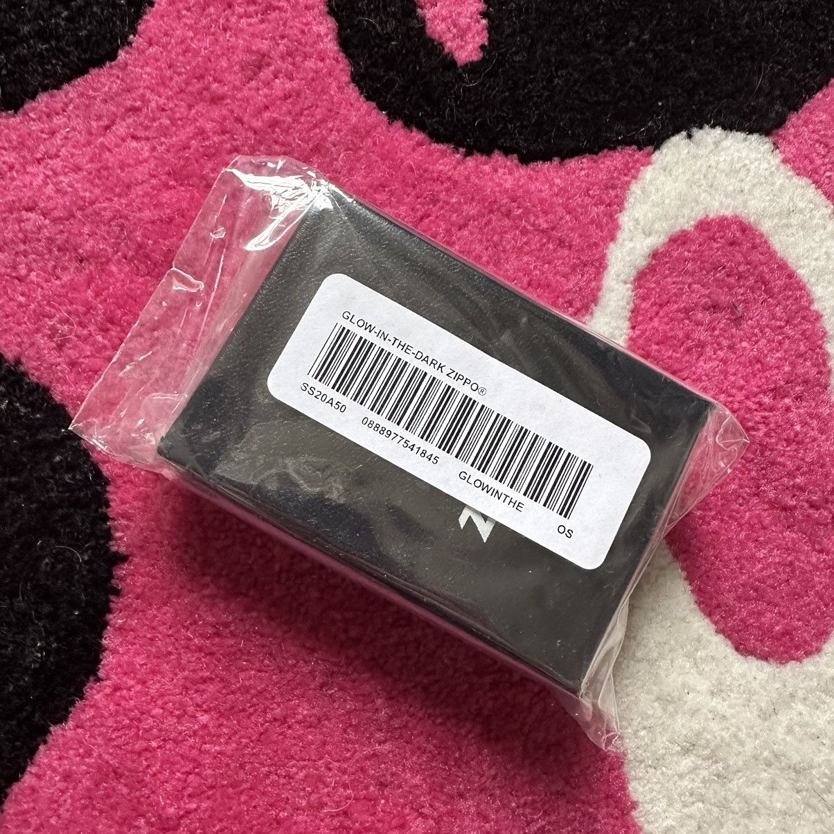 Supreme × Zippo Supreme glow in the dark zippo brand new never used Size ONE SIZE - 14 Thumbnail
