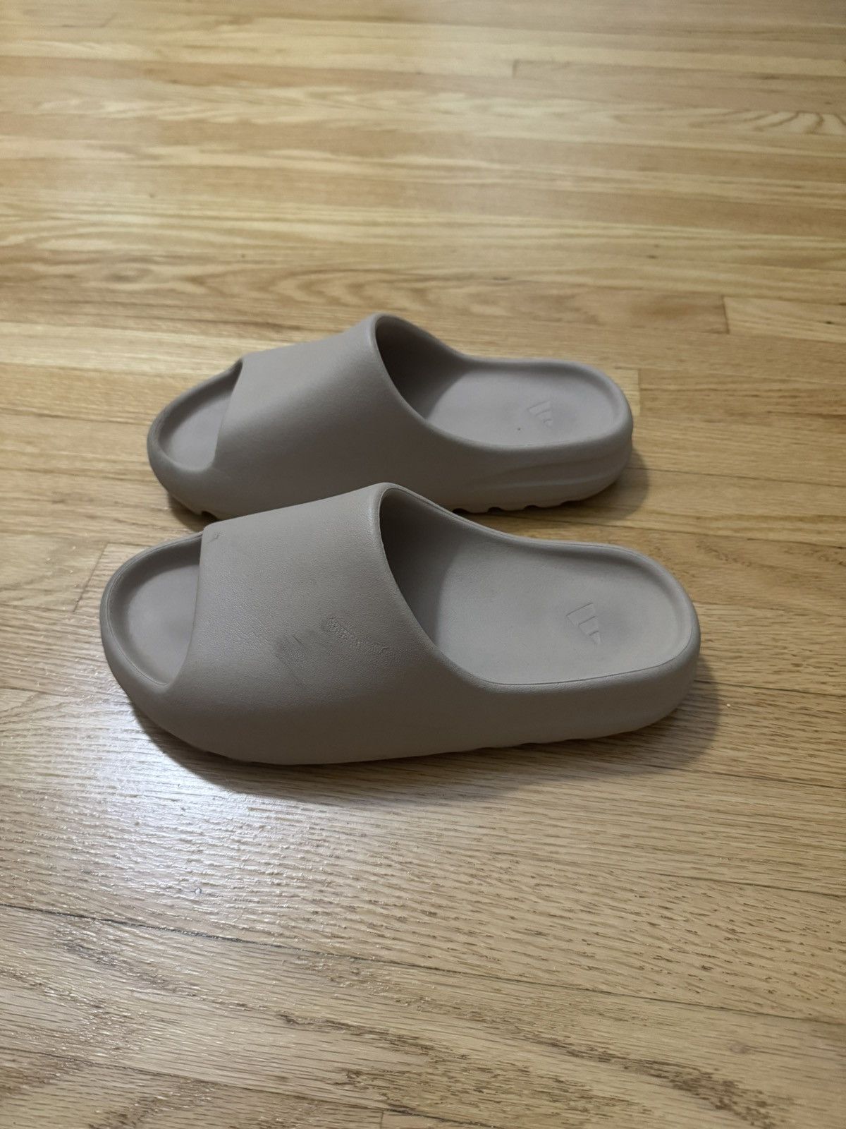 Yeezy Yeezy slide pure size 10 Size US 10 / EU 43 - 2 Thumbnail