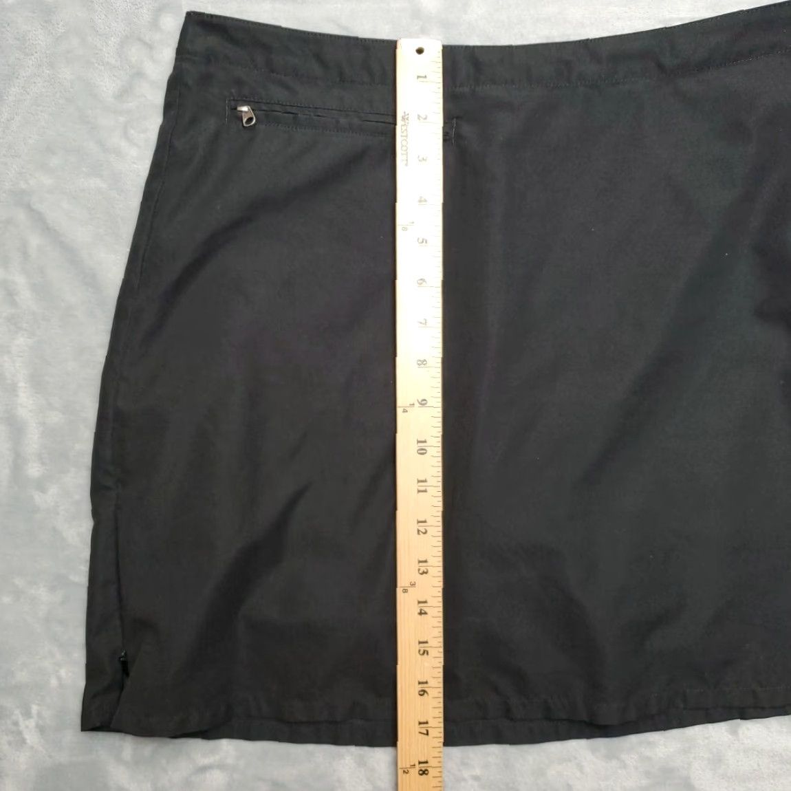 Patagonia VINTAGE Patagonia Skort Womens 6 Black Lined Outdoors Performance Skirt Hike Gorp Size 30" / US 8 / IT 44 - 8 Thumbnail
