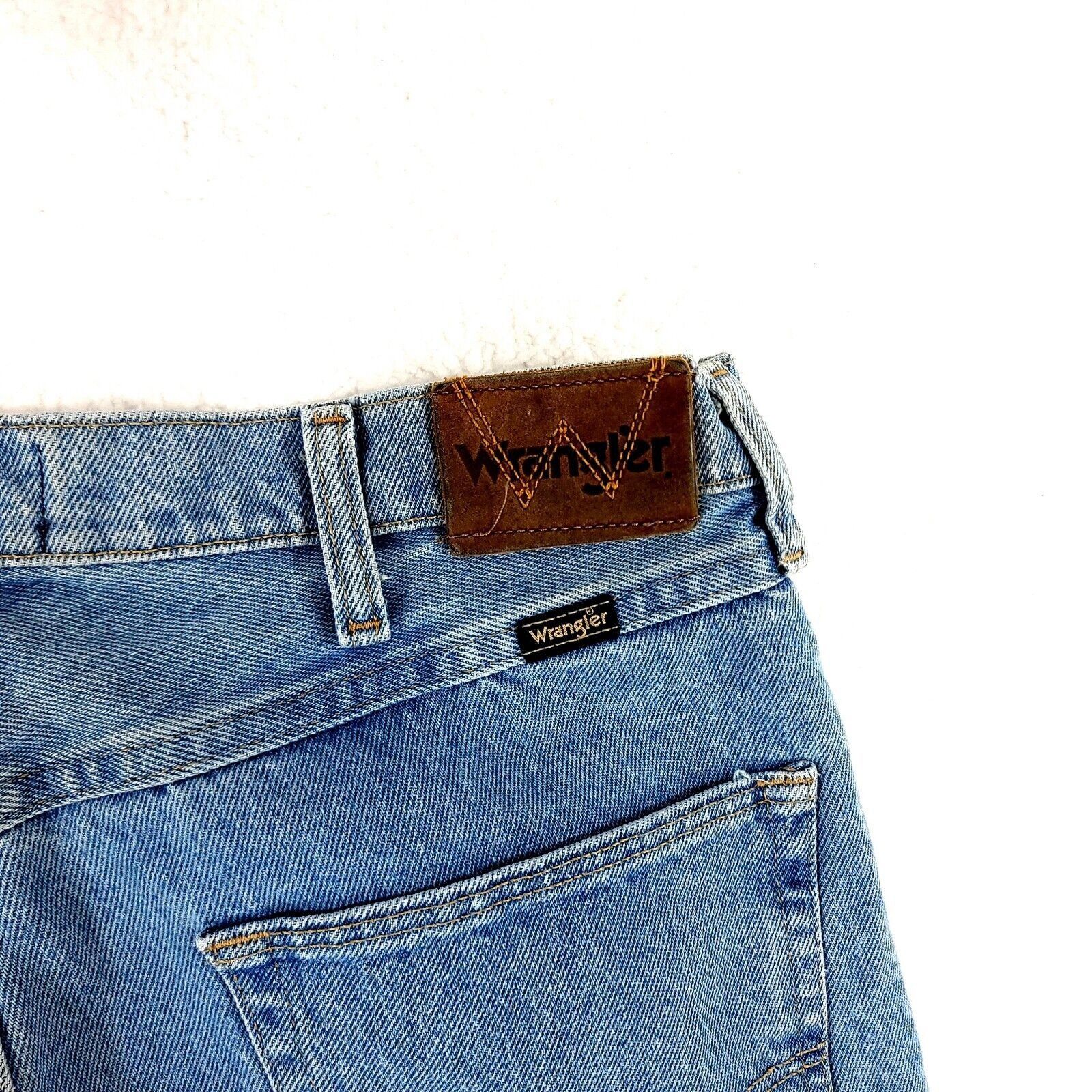 Wrangler Genuine Wrangler Light Blue Denim Mid Rise Jeans 34/32 Size US 34 / EU 50 - 6 Thumbnail
