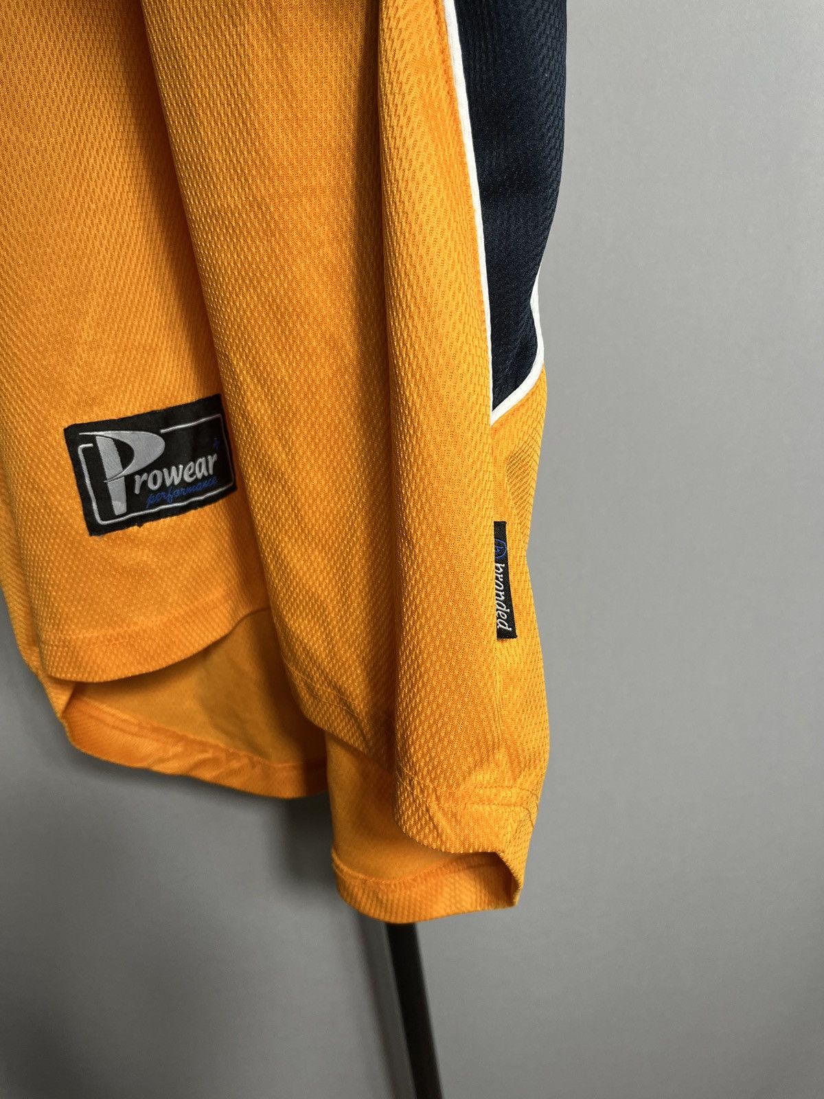 Vintage Branded 2003 2004 Farnborough FC away orange steve watson #7 Size US XL / EU 56 / 4 - 10 Thumbnail