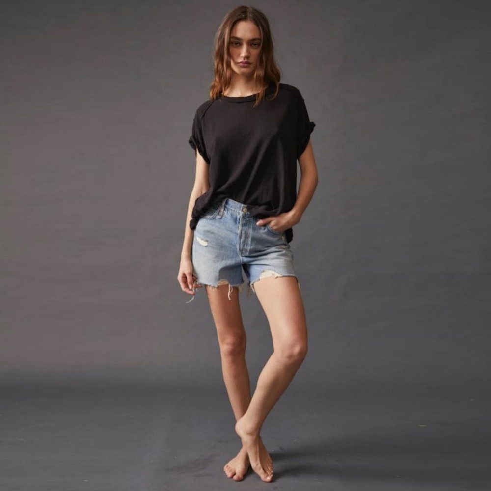 Free People NWT New Free People Makai Cutoff Denim Loose Cannon Blue Sh Size 24" / US 00 / IT 34 - 1 Thumbnail