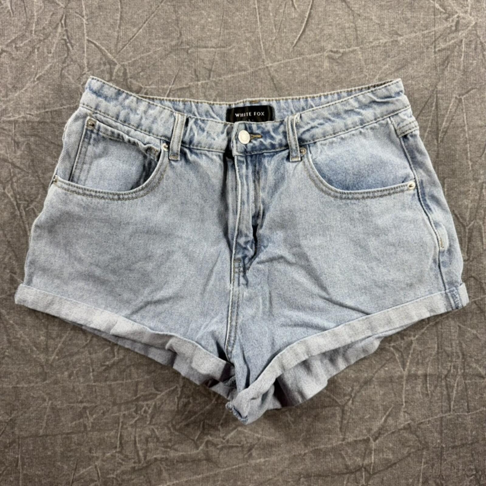 Other White Fox Shorts Women's L Blue 100% Cotton Size 36" / US 14 / IT 50 - 1 Thumbnail