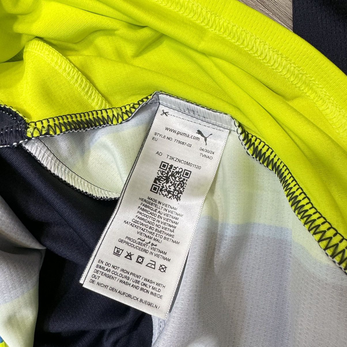 Puma Manchester City 24/25 away Longsleeves shirt #9 Haaland Size US L / EU 52-54 / 3 - 9 Thumbnail