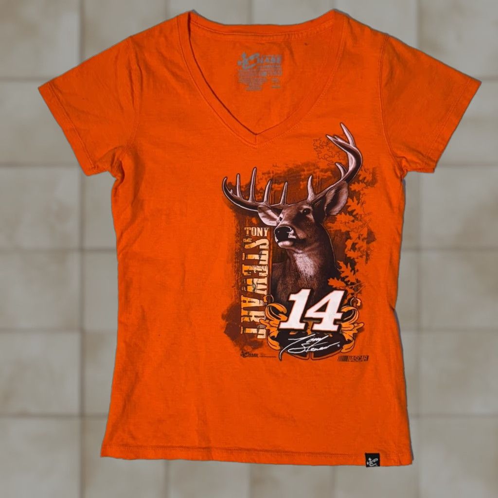 Chase Authentics NASCAR Racing Tony Stewart Deer Buck Tshirt Orange Chase Authentics V-Neck T-Shirt short sleeve Womens M Logo Casual Size M / US 6-8 / IT 42-44 - 1 Thumbnail