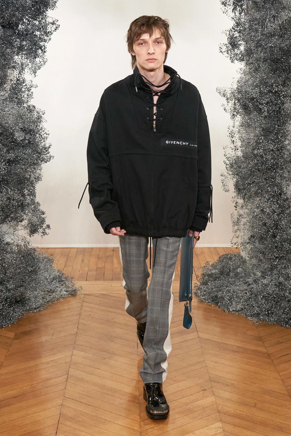 Givenchy Black Embroidered Logo Lace Up Oversized Sweatshirt Size US M / EU 48-50 / 2 - 2 Thumbnail
