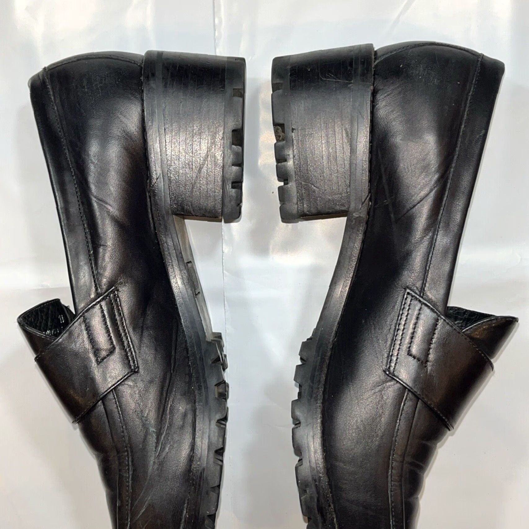 DKNY VINTAGE DKNY BLACK LEATHER Chunky HEEL LOAFERS Women 11B Slip On Y2K Brazil Non Slip Treads Almond Toe Block Heel Loafers Size US 11 / IT 41 - 7 Thumbnail