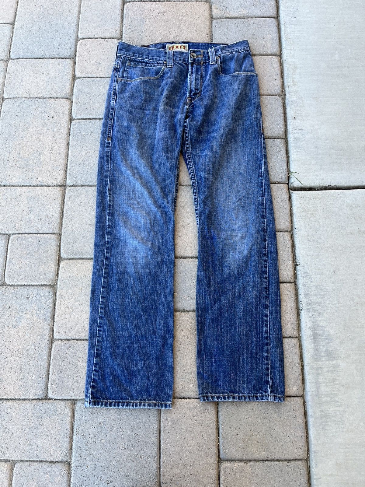 Vintage Vintage Blue Levi’s 514 size 32x32 jeans mens slim straight ...