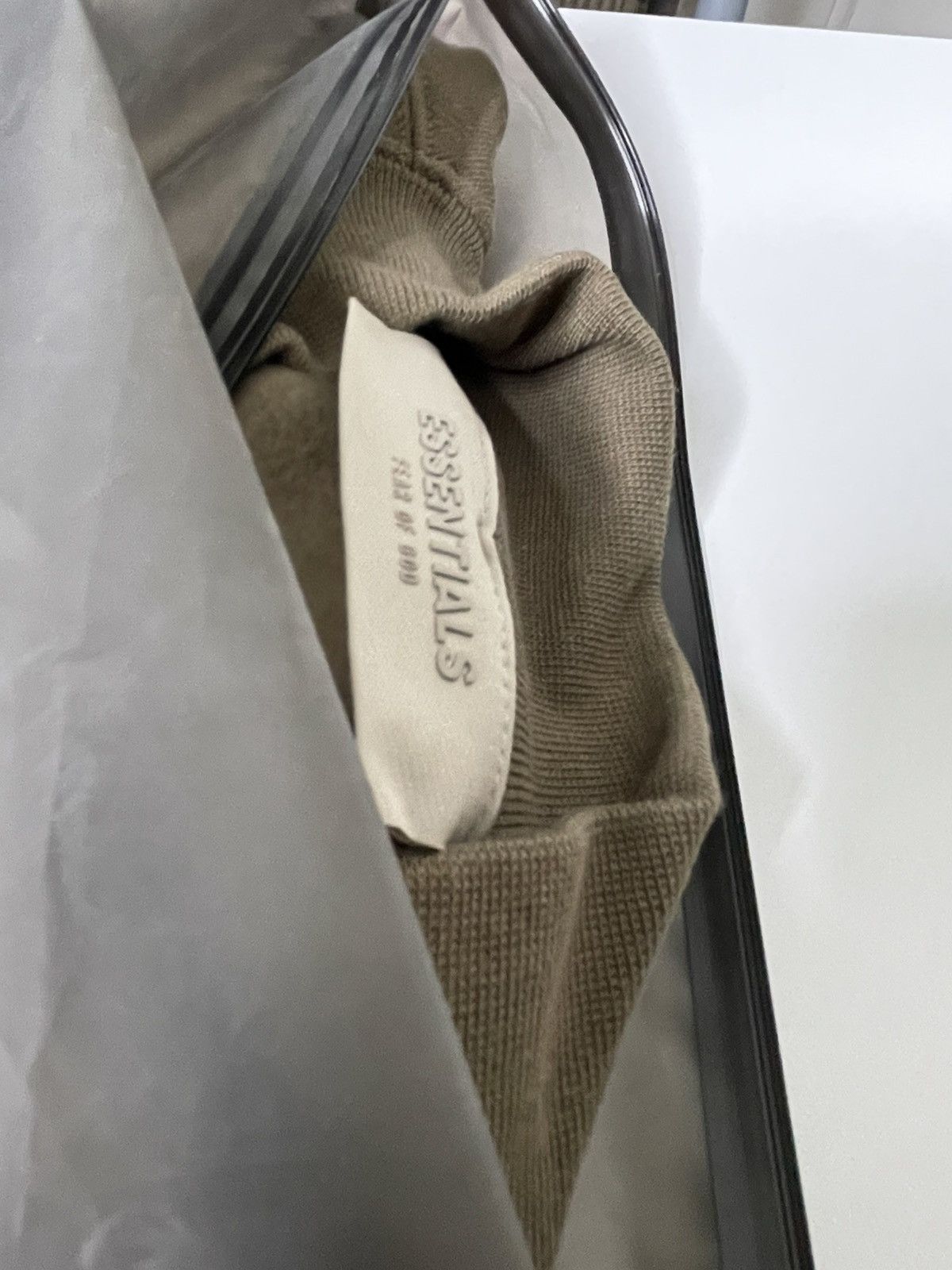Essentials Fear of God Essentials Relaxed Crewneck 'Wood' size XS Size US XS / EU 42 / 0 - 5 Thumbnail