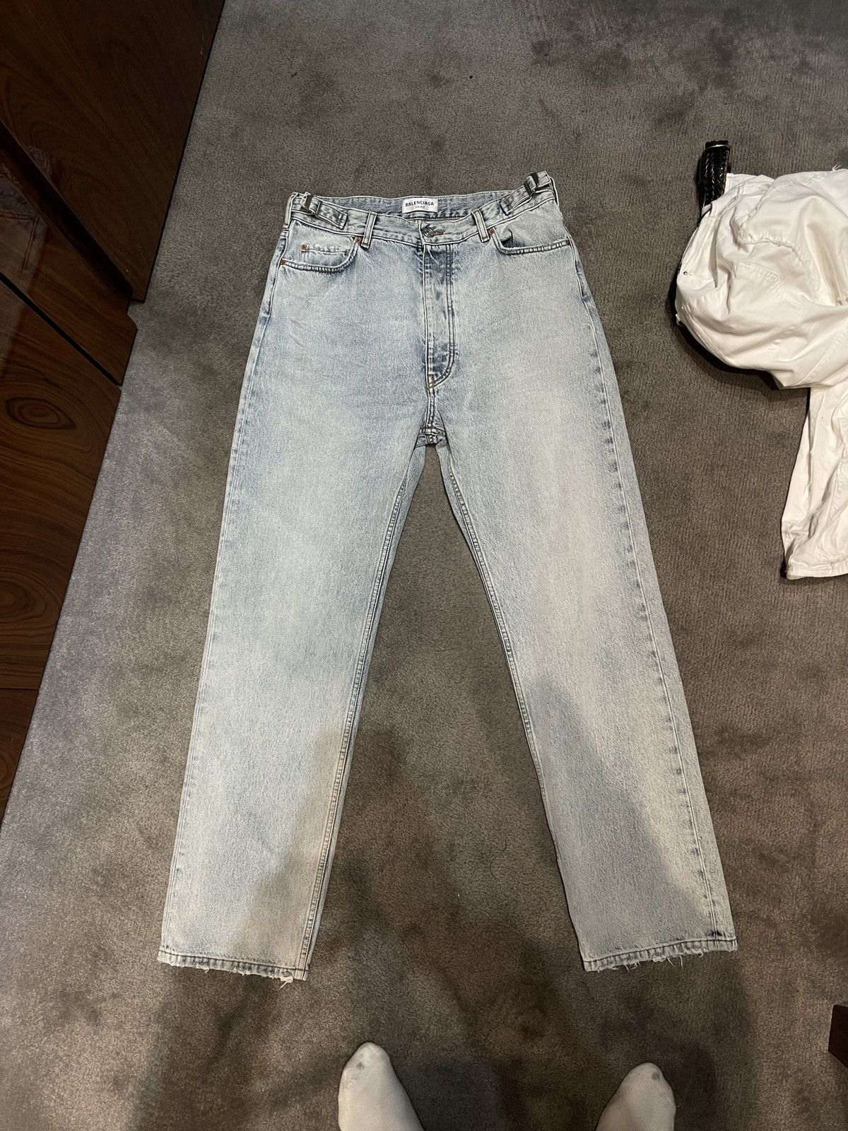 Balenciaga Balenciaga Baggy Denim Pants Size US 32 / EU 48 - 1 Thumbnail