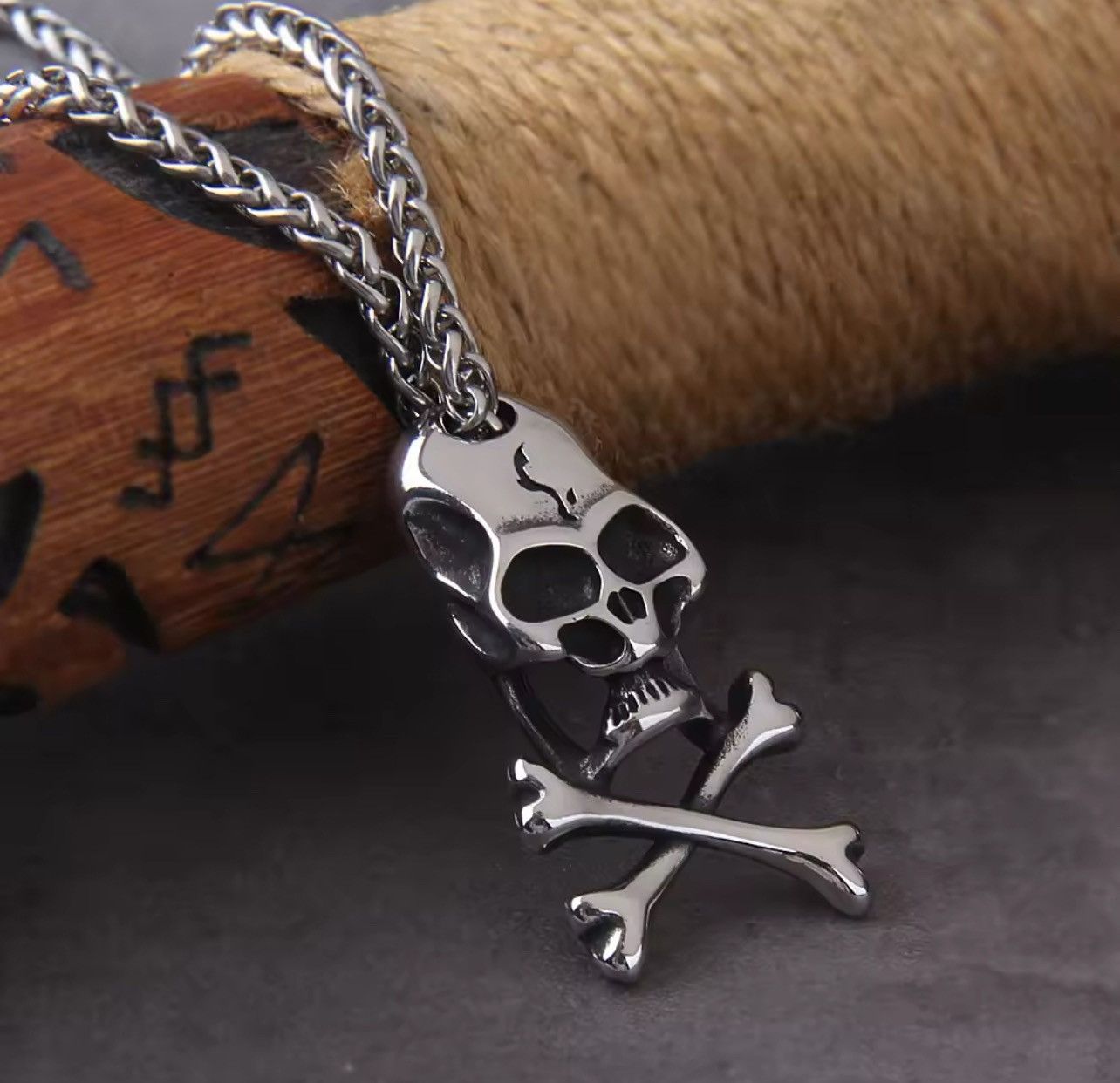 Jewelry Skull Pendant Necklace Size ONE SIZE - 3 Thumbnail