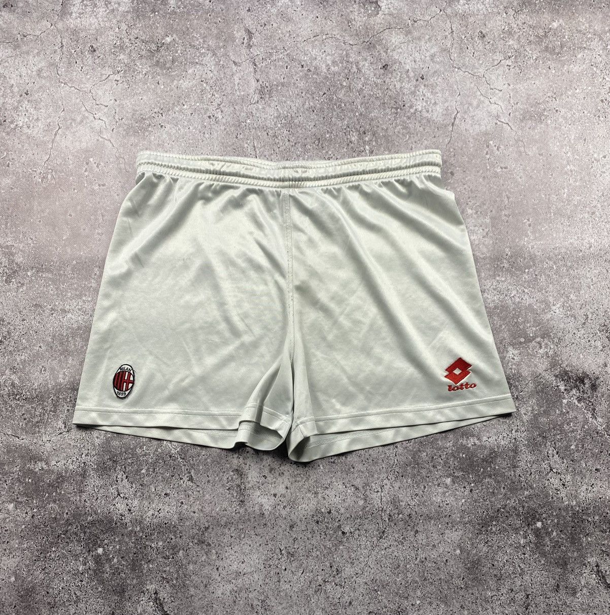 Lotto Sport × Vintage Vintage 90’s Lotto AC Milan soccer Shorts very rare Size US 32 / EU 48 - 1 Thumbnail