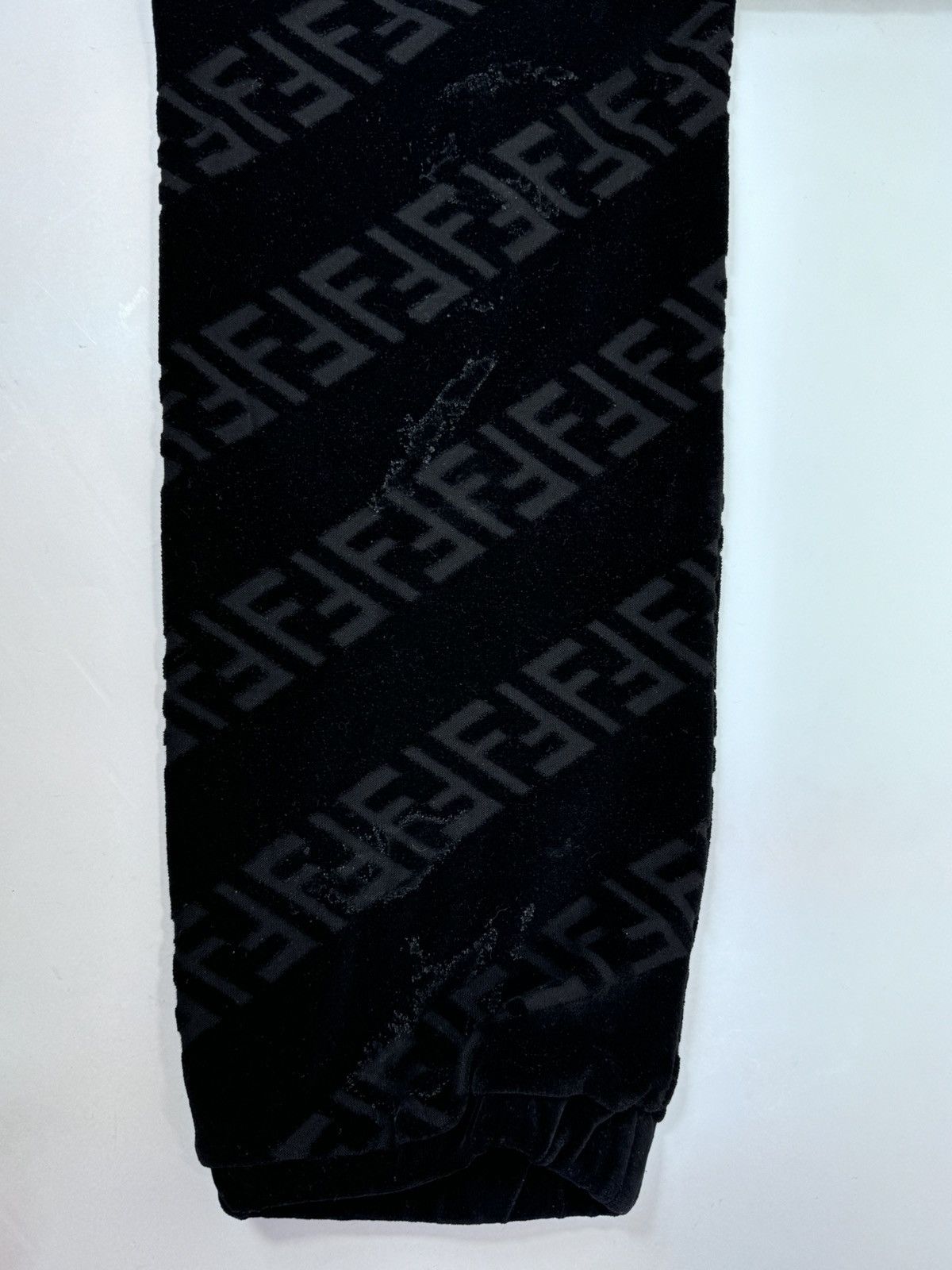 Fendi LOGO PRINT VELVET JOGGERS Size US 30 / EU 46 - 5 Thumbnail