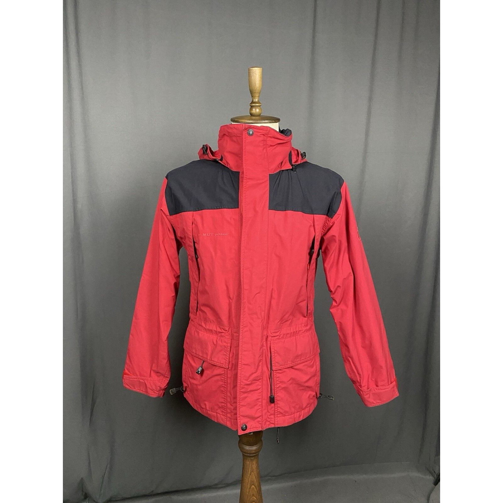 Mammut Mammut Gore-Tex XCR Men's Red Waterproof Windbreaker Jacket Size US S / EU 44-46 / 1 - 1 Thumbnail