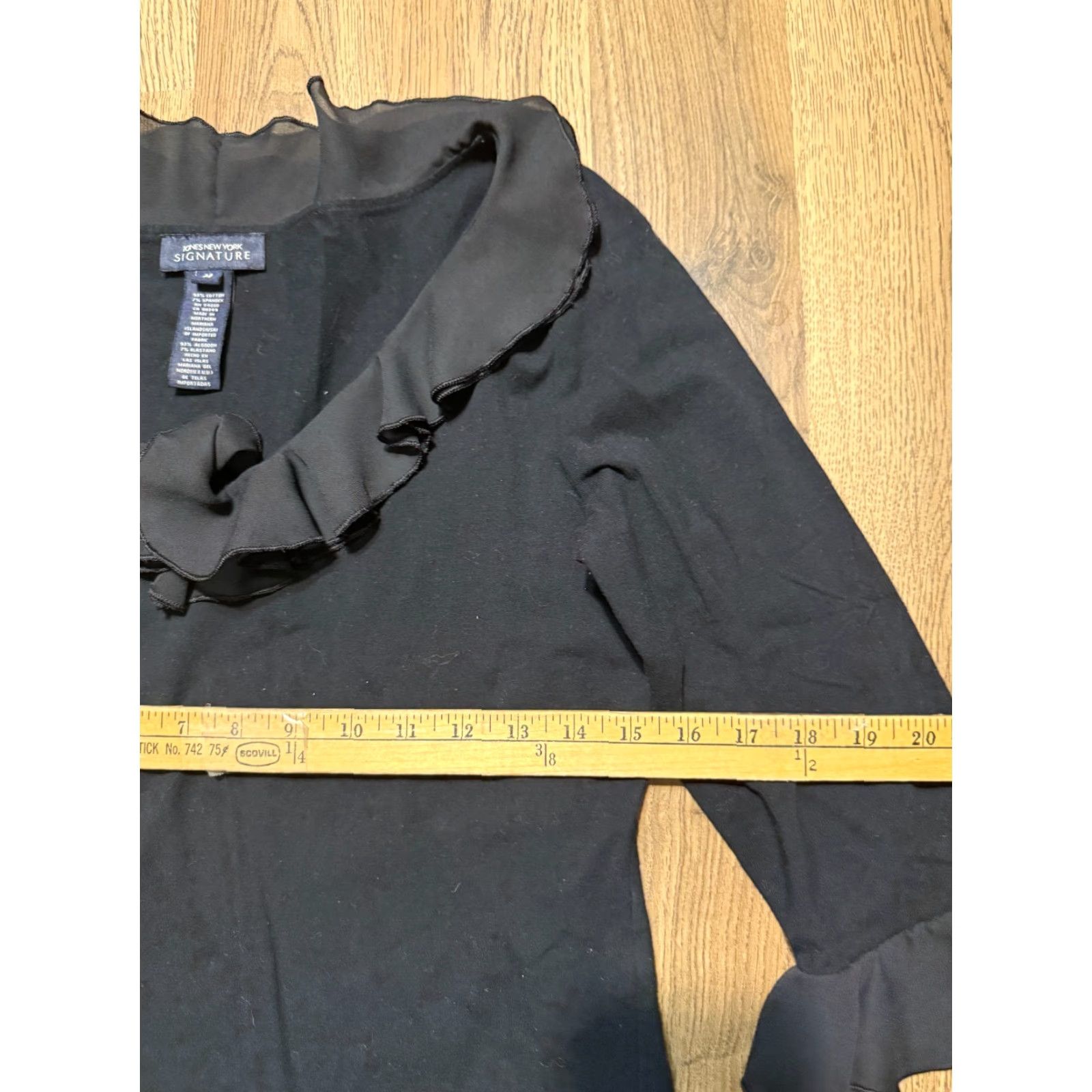 Jones New York Jones New York Signature Blouse Women's Medium Black Ruffle V-Neck Casual Modern Basic Shirt Womens Size M / US 6-8 / IT 42-44 - 7 Thumbnail