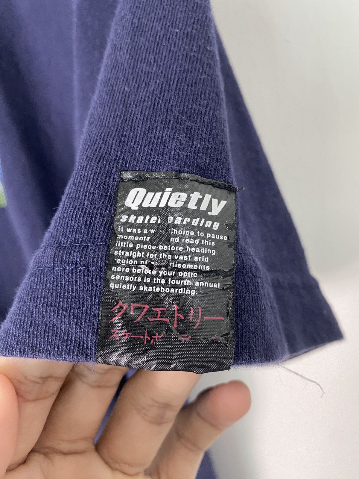 Japanese Brand Vintage Quietly Snowboard T-shirt Size US L / EU 52-54 / 3 - 3 Thumbnail