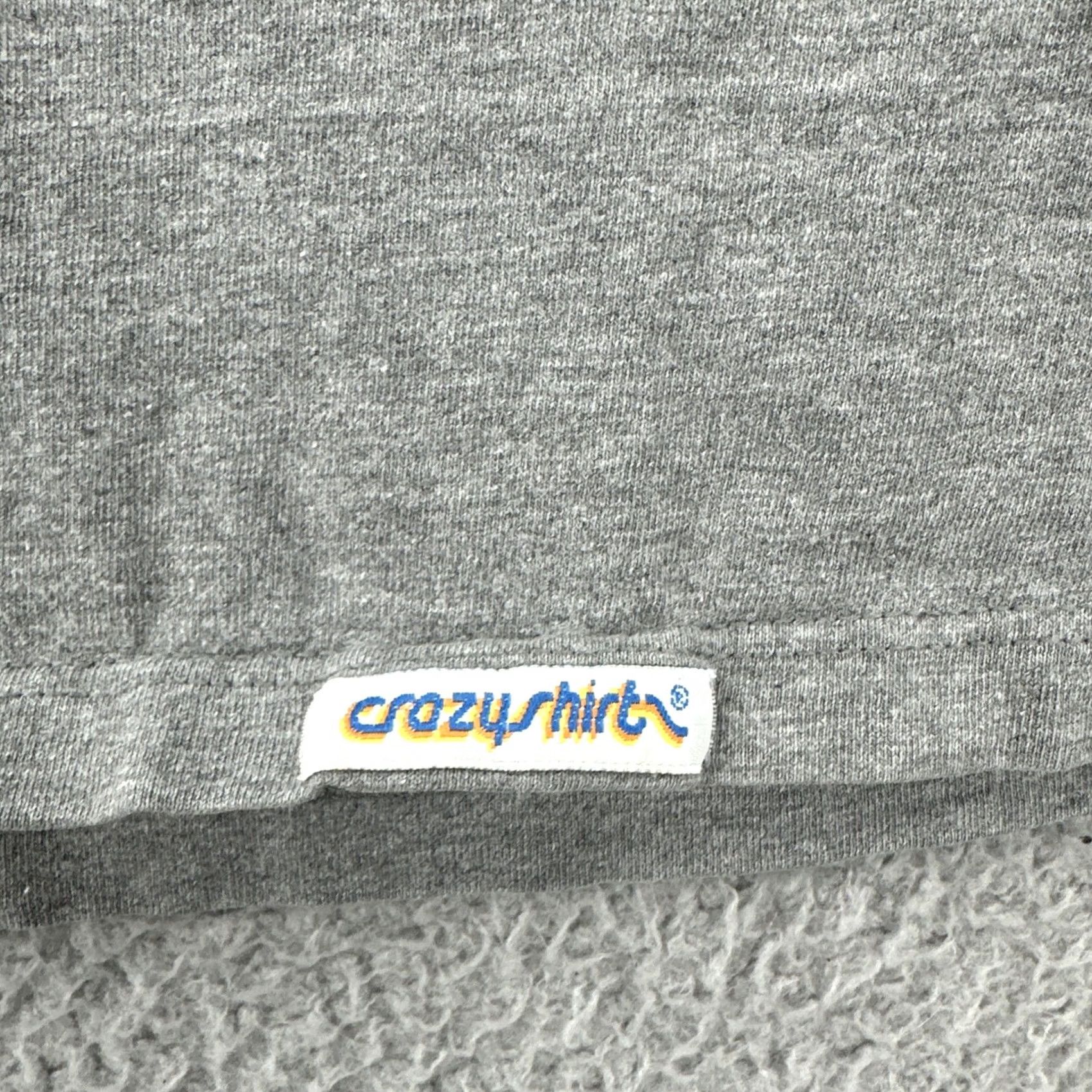 Vintage VINTAGE Crazy Shirts T-Shirt Mens S Gray Knit 100% Cotton Crew Neck Short Sleeve USA 90s Hawaiian Surfboards Stitch Boys? Size US S / EU 44-46 / 1 - 7 Thumbnail