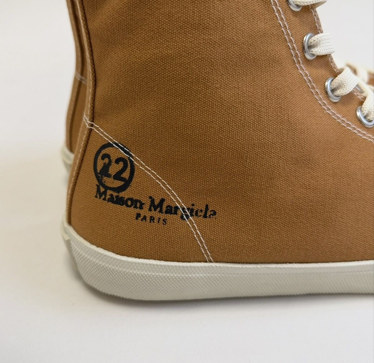 Maison Margiela Orange Canvas High Top Tabi Sneakers Size US 11 / EU 44 - 12 Thumbnail