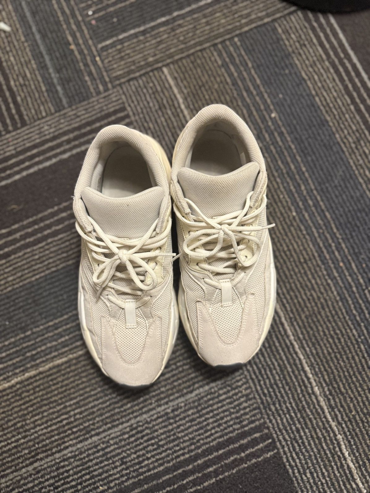 Adidas Yeezy Boost 700 ‘Analog’ 2019 Size US 11 / EU 44 - 3 Thumbnail