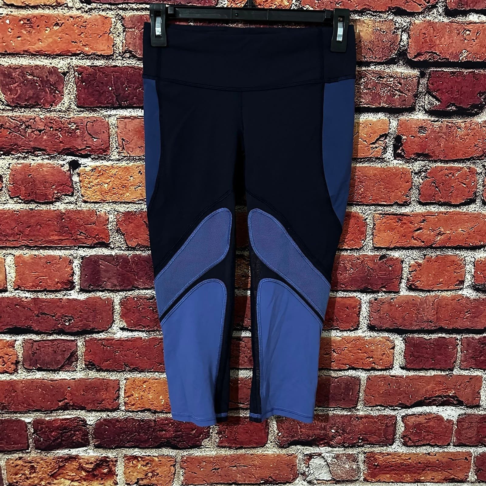 Lululemon lululemon leggings size 4 Size 27" / US 4 / IT 40 - 1 Thumbnail