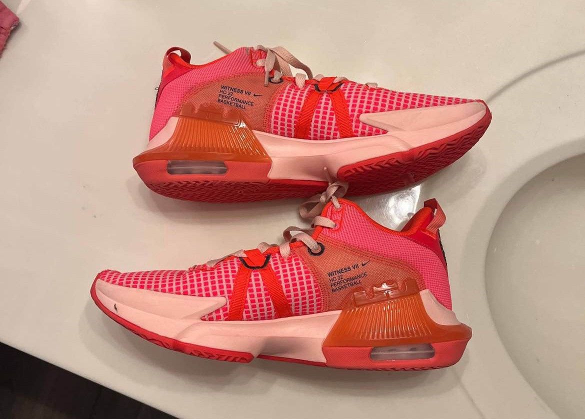 Nike LeBron Witness 7' Bright Crimson Size US 9.5 / EU 42-43 - 4 Thumbnail