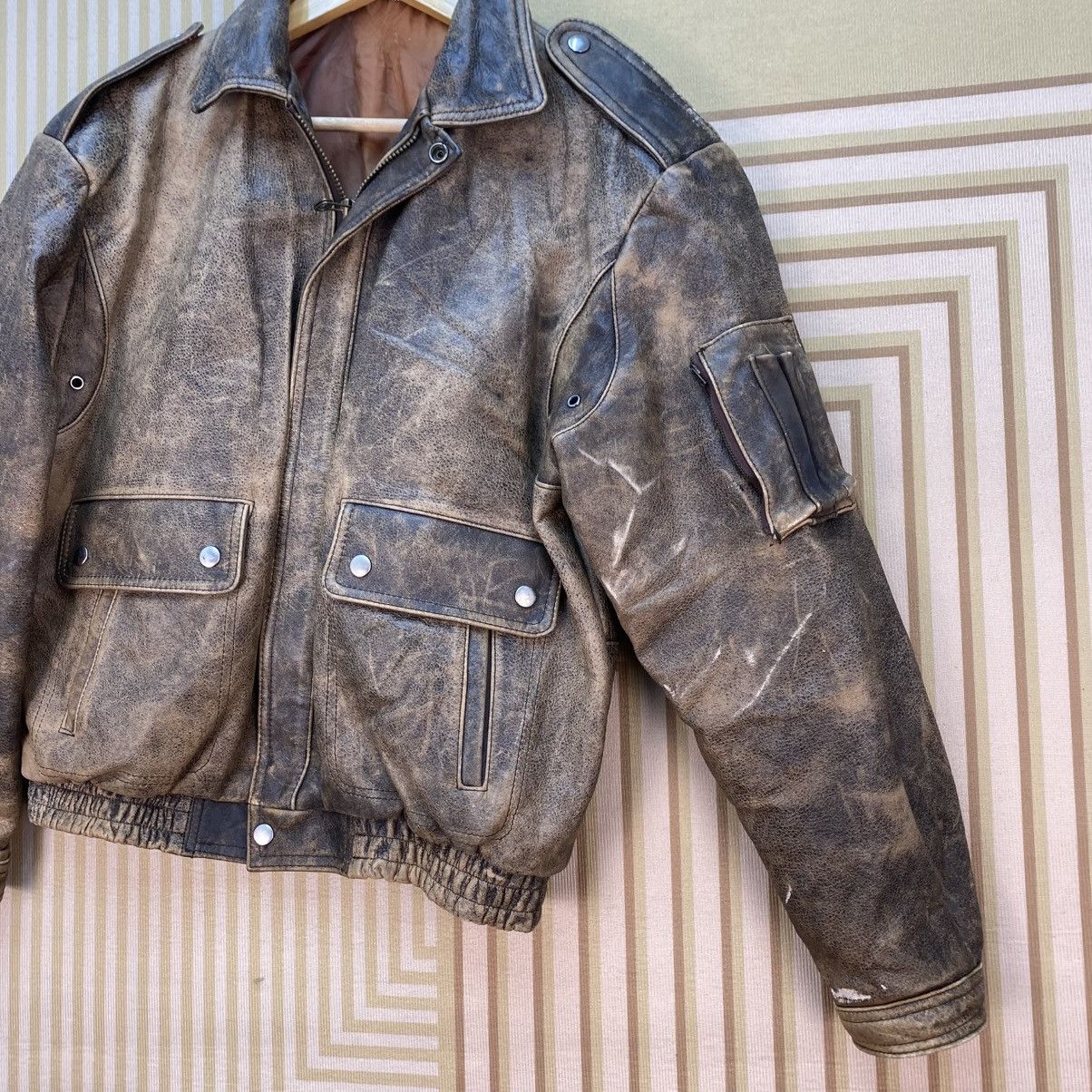 Genuine Leather 🫶Vintage Genuine Leather Bomber Jacket Aviator Jacket Size US M / EU 48-50 / 2 - 4 Thumbnail